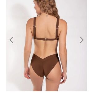 NWT Oneone swim Jesse Bottom Full coverage M